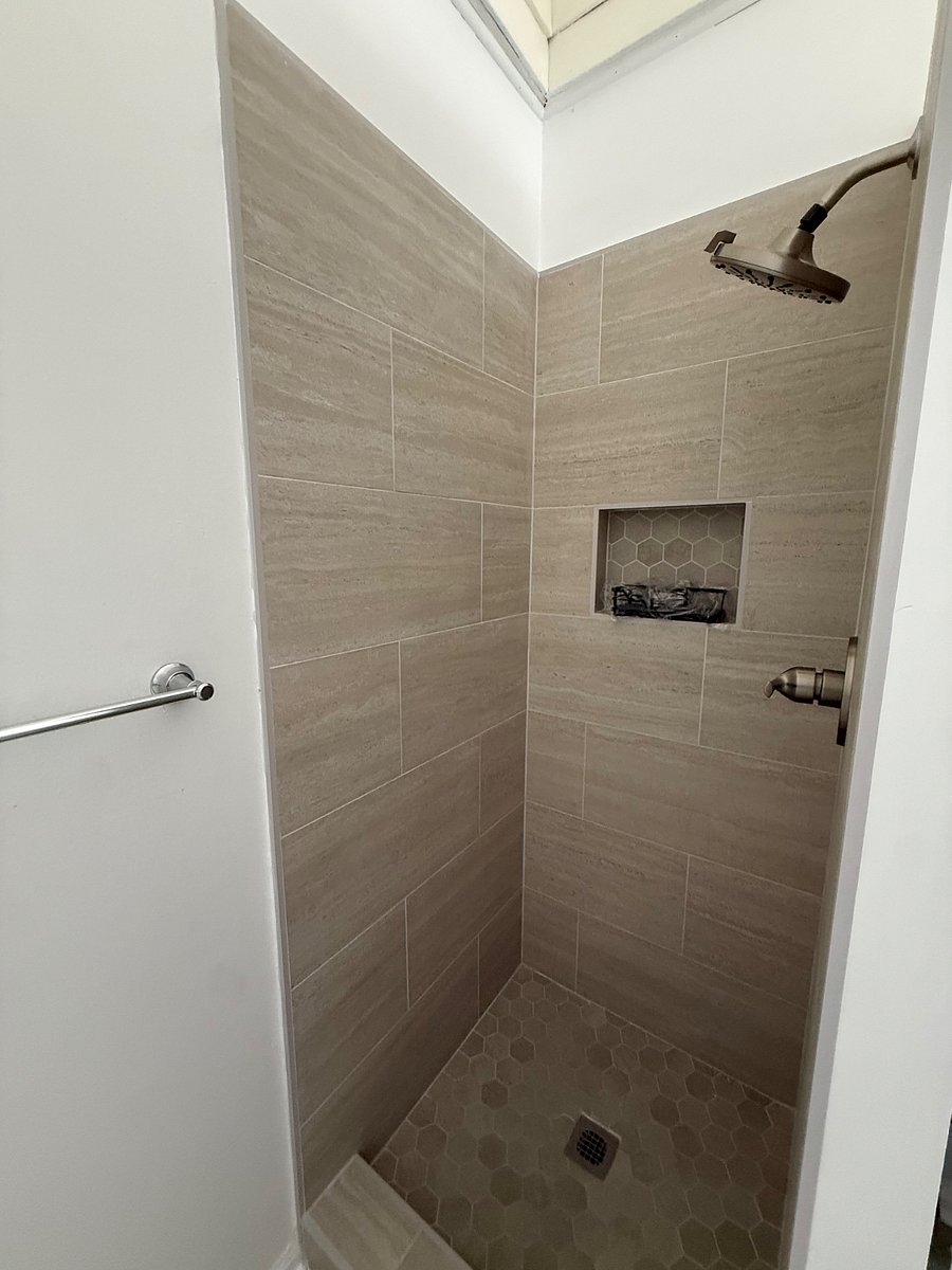 Furnished Finder property 1008831_1 photo 2