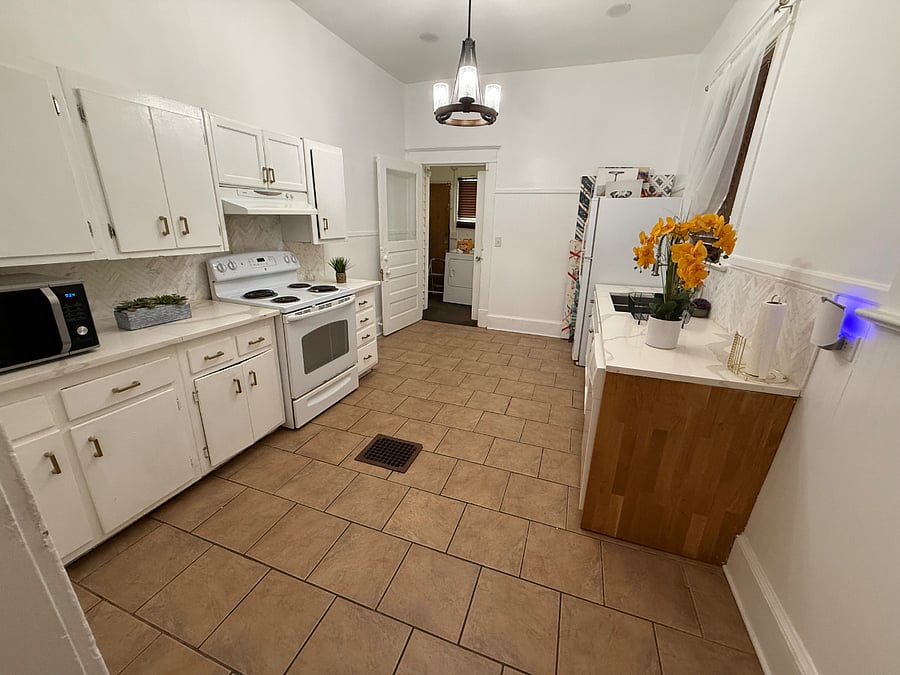 Furnished Finder property 1008831_1 photo 4