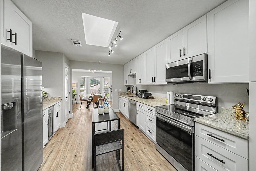 Furnished Finder property 1008848_1 photo 9