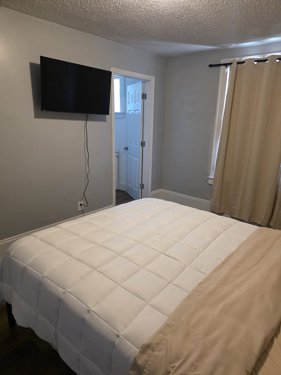 Furnished Finder property 1008875_1 photo 10