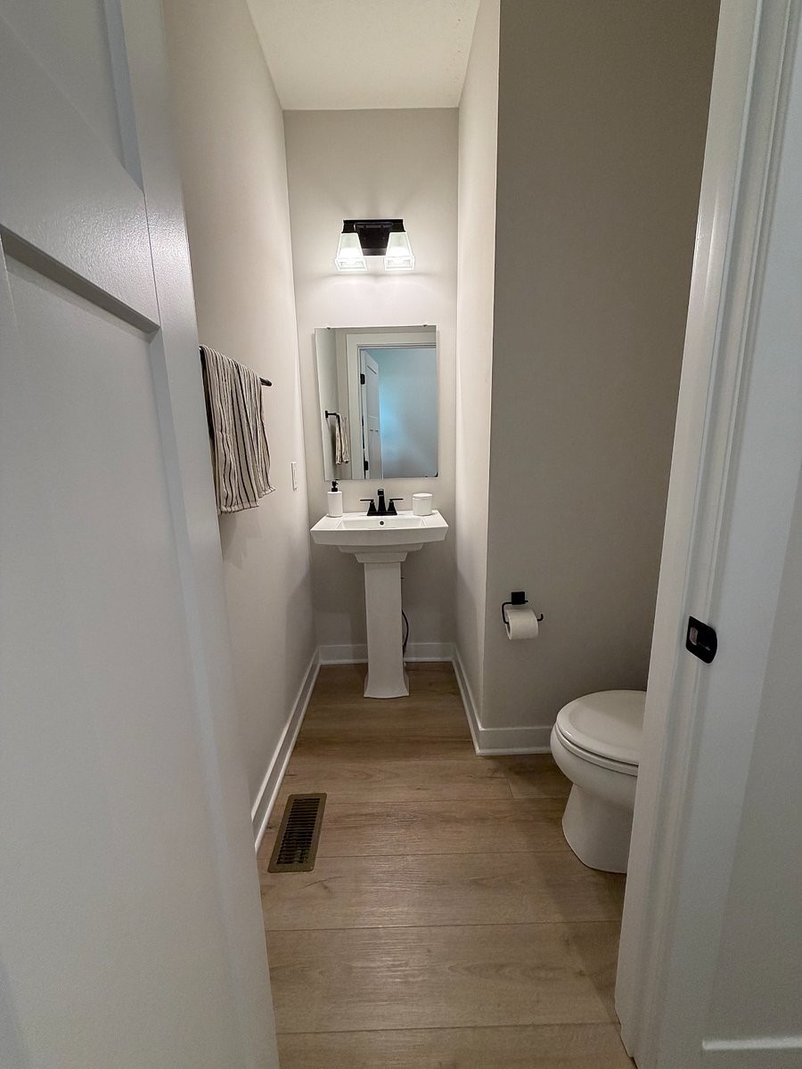 Furnished Finder property 1008895_1 photo 20