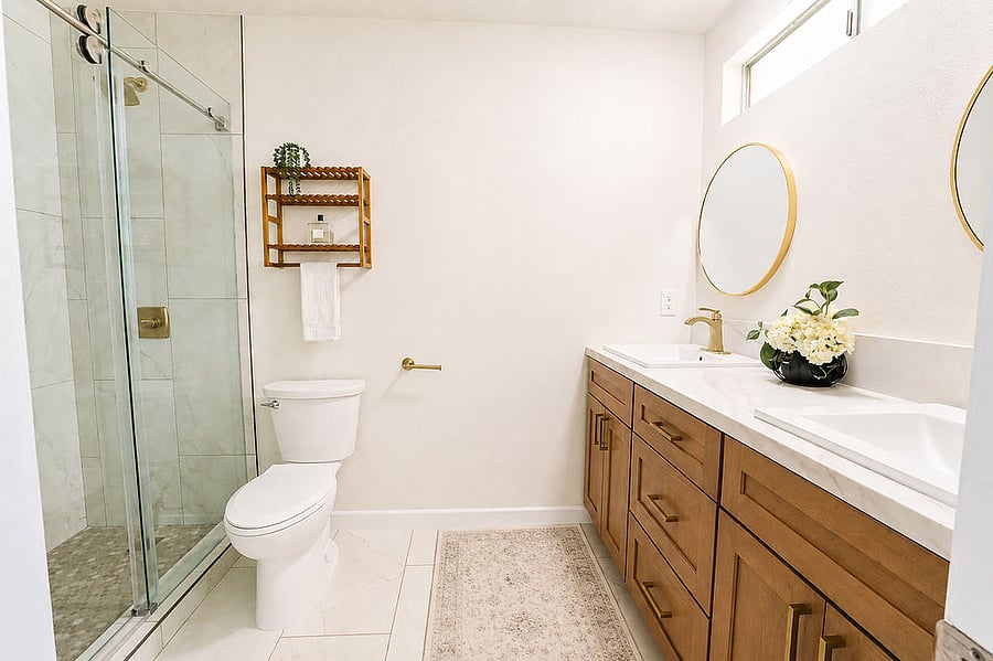 Completely Remodeled Luxurious Bathroom