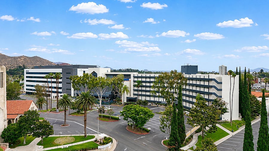 Riverside Community Hospital (7 mi)