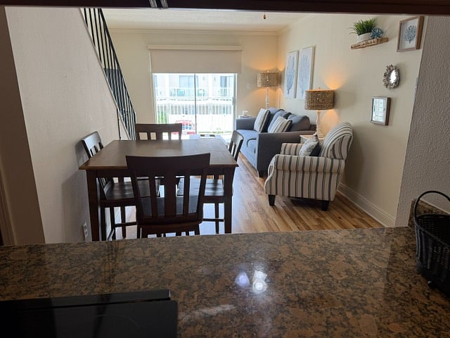 Furnished Finder property 1008907_1 photo 4