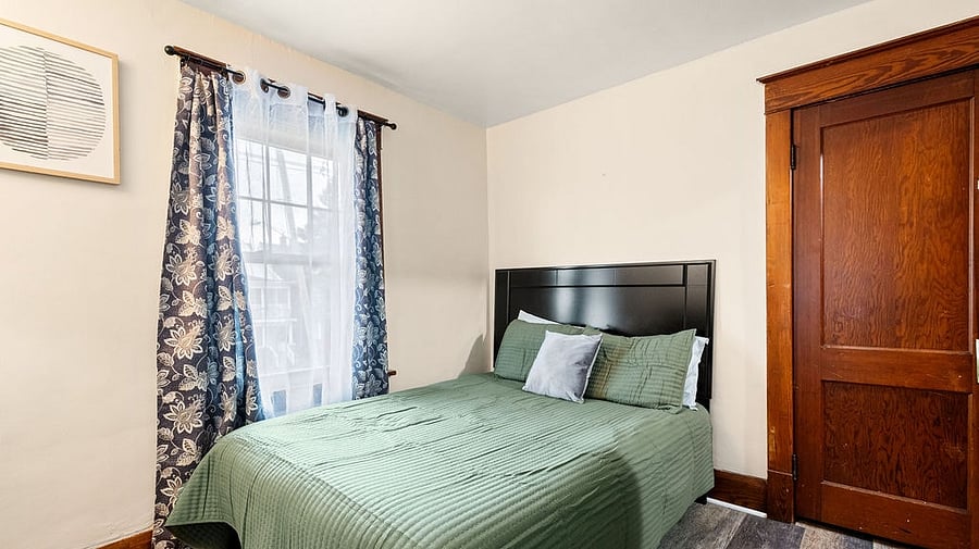 Furnished Finder property 1008912_1 photo 12