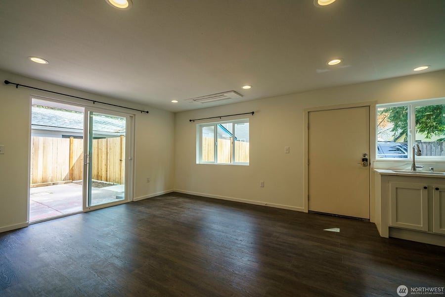 Furnished Finder property 1008916_1 photo 3