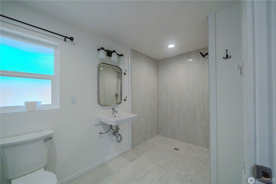 Furnished Finder property 1008916_1 photo 5