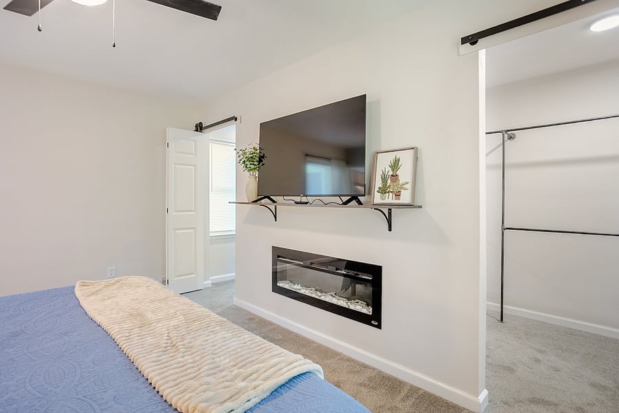 Furnished Finder property 1008945_1 photo 12
