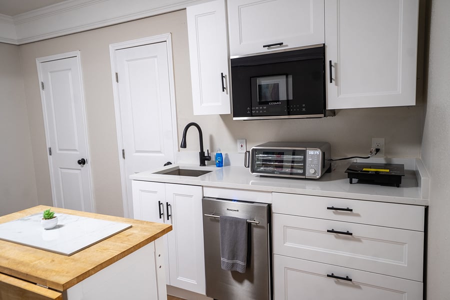 Furnished Finder property 1008946_1 photo 9