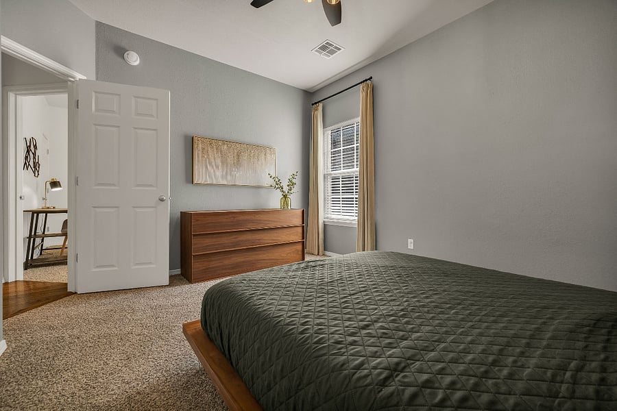 Furnished Finder property 1008959_1 photo 35