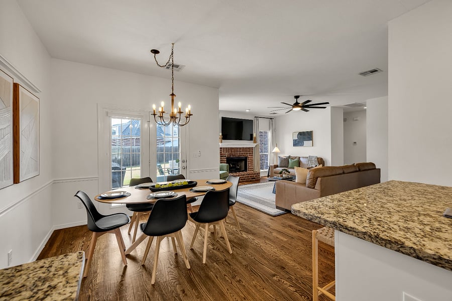 Enjoy the open concept layout with dining area.