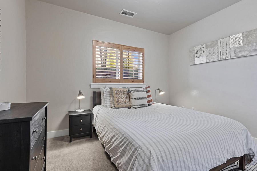 Furnished Finder property 1008971_1 photo 12