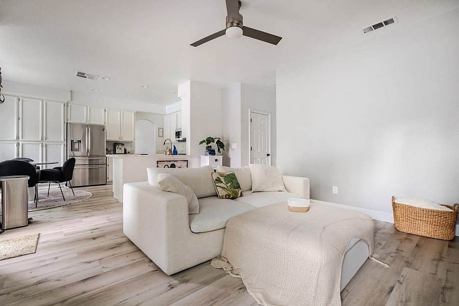 Furnished Finder property 1008973_1 photo 3