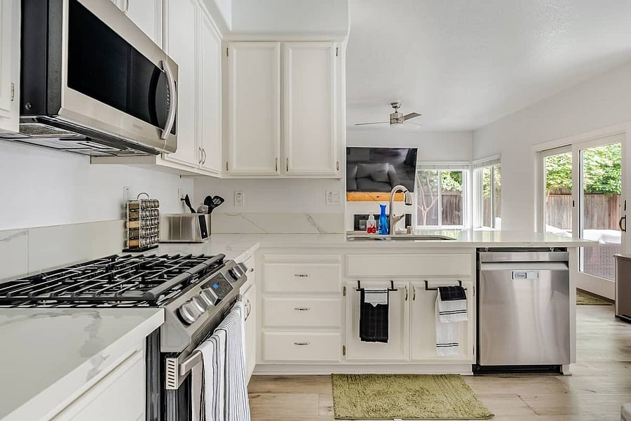 Furnished Finder property 1008973_1 photo 9