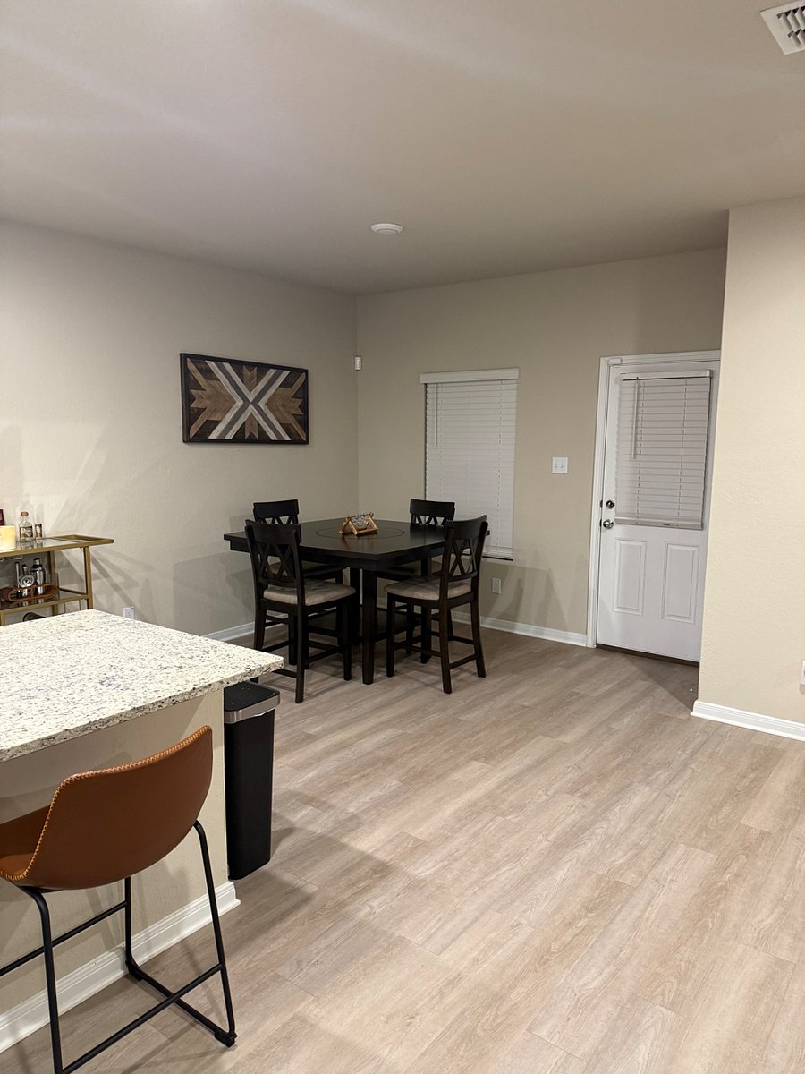 Furnished Finder property 1008982_1 photo 4