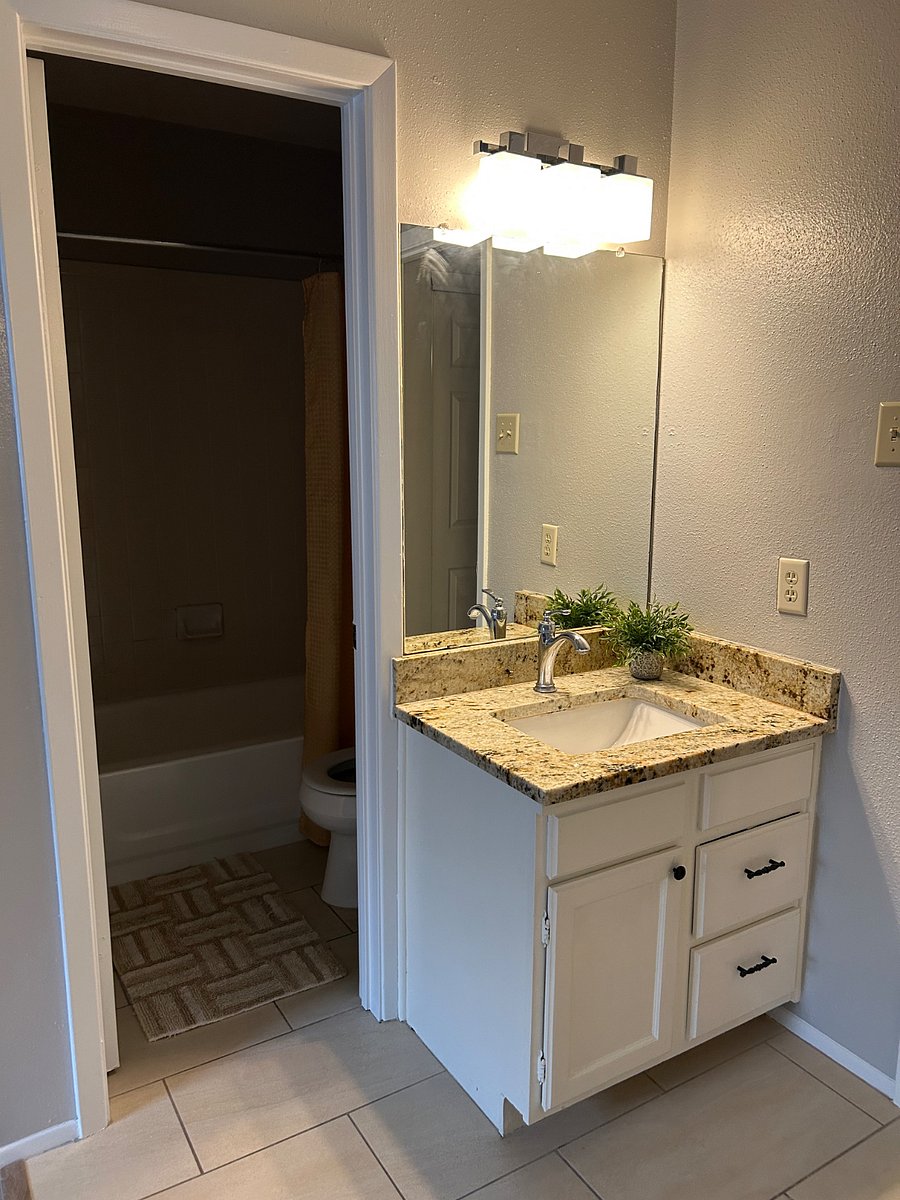 Furnished Finder property 1008989_1 photo 9