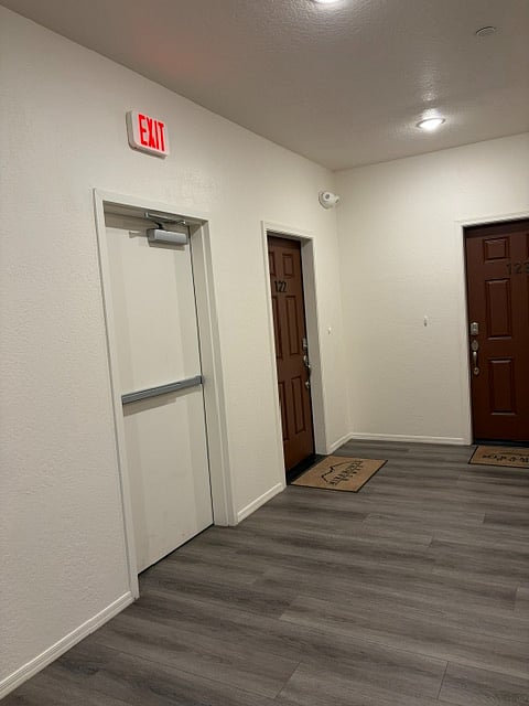 Furnished Finder property 1008990_1 photo 3