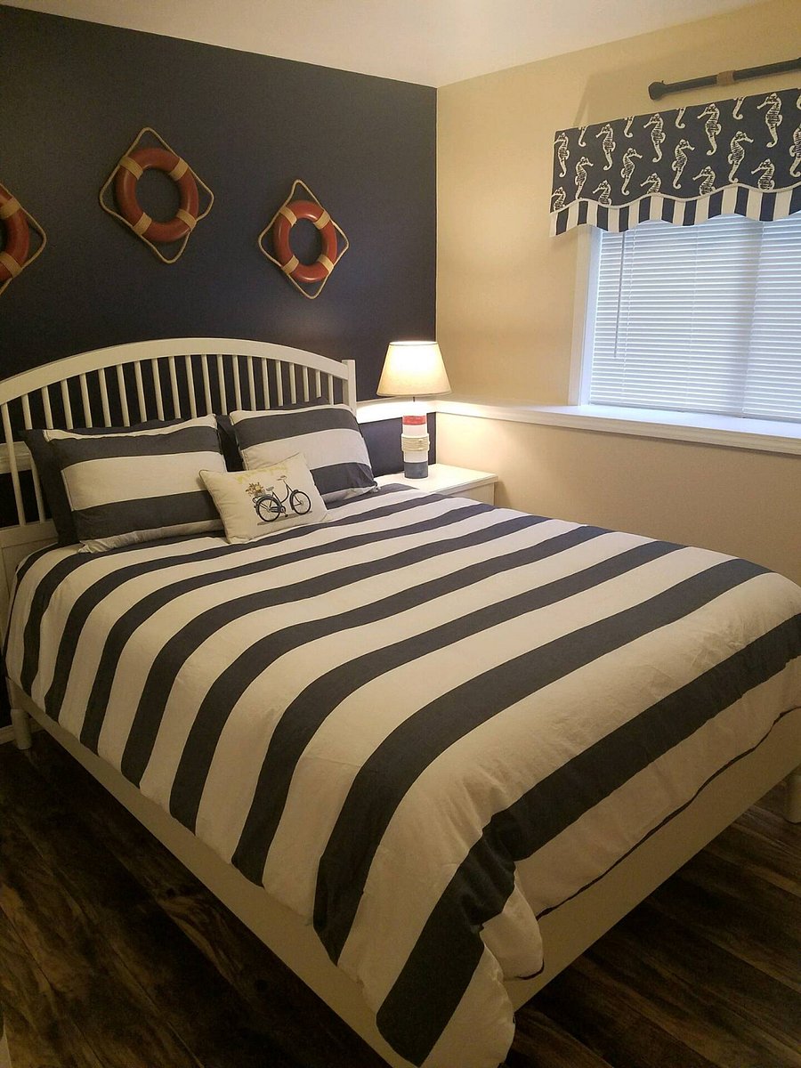 Queen Bed 1