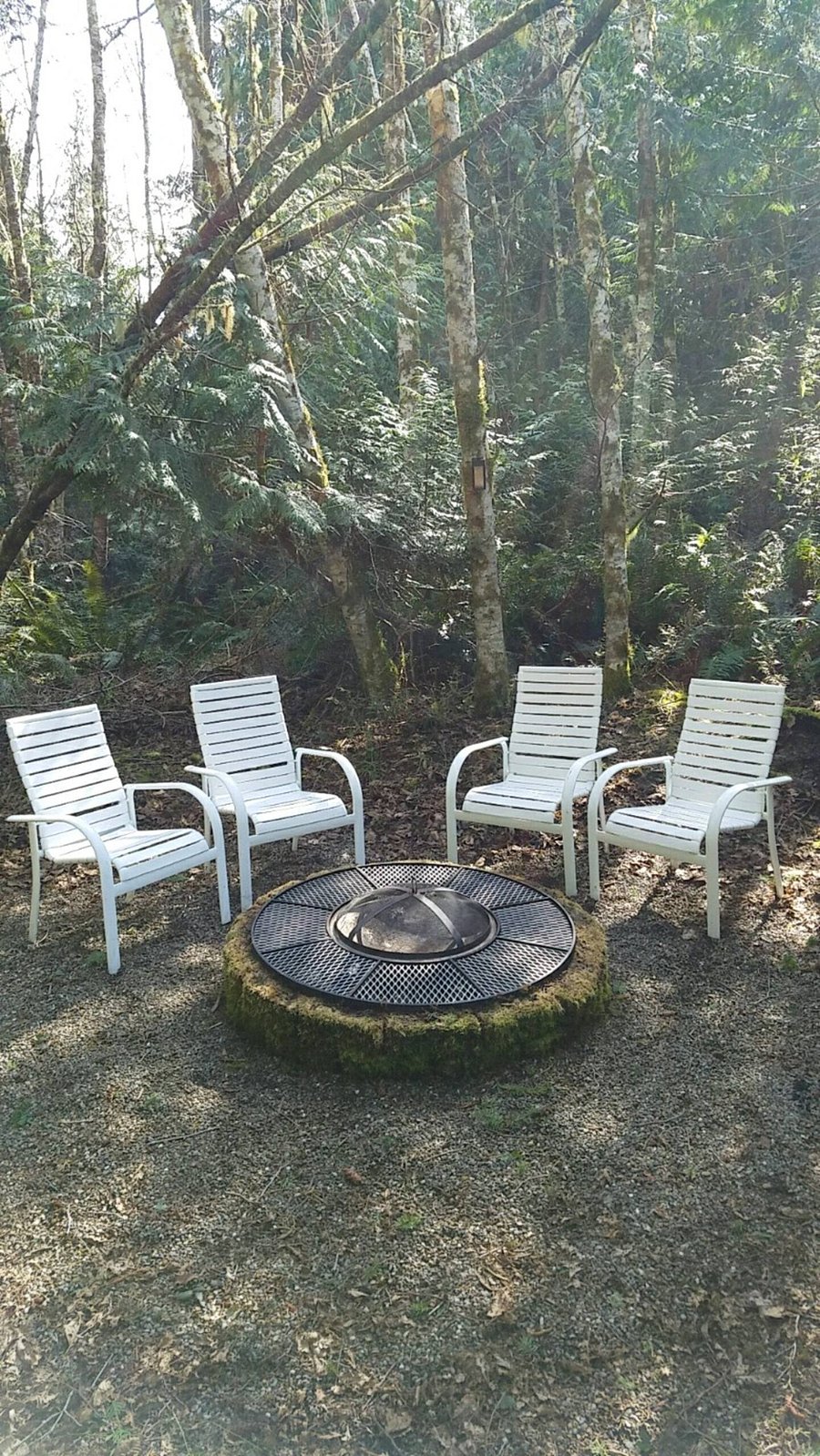 Outdoor firepit