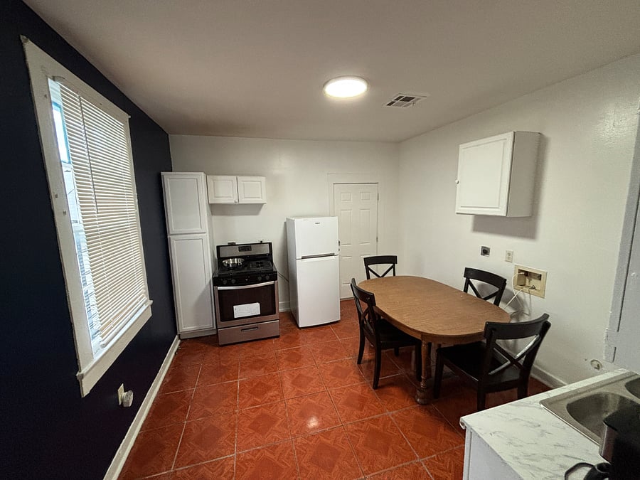 Furnished Finder property 1009003_1 photo 3