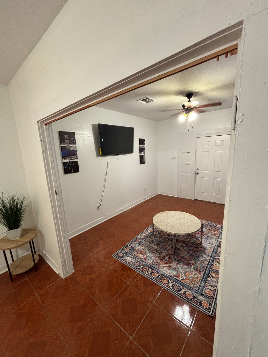 Furnished Finder property 1009003_1 photo 8