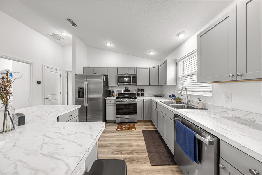 Furnished Finder property 1009019_1 photo 4
