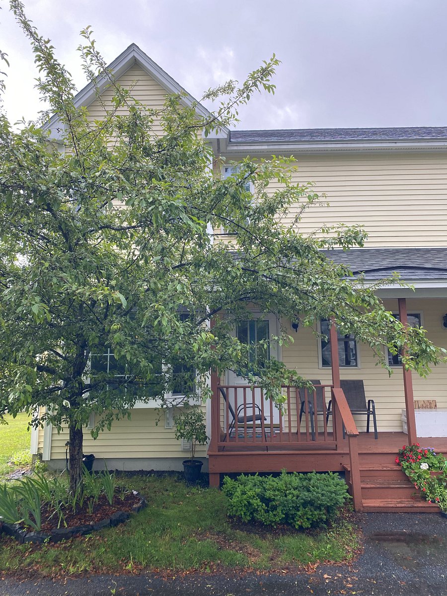 Front porch entrance