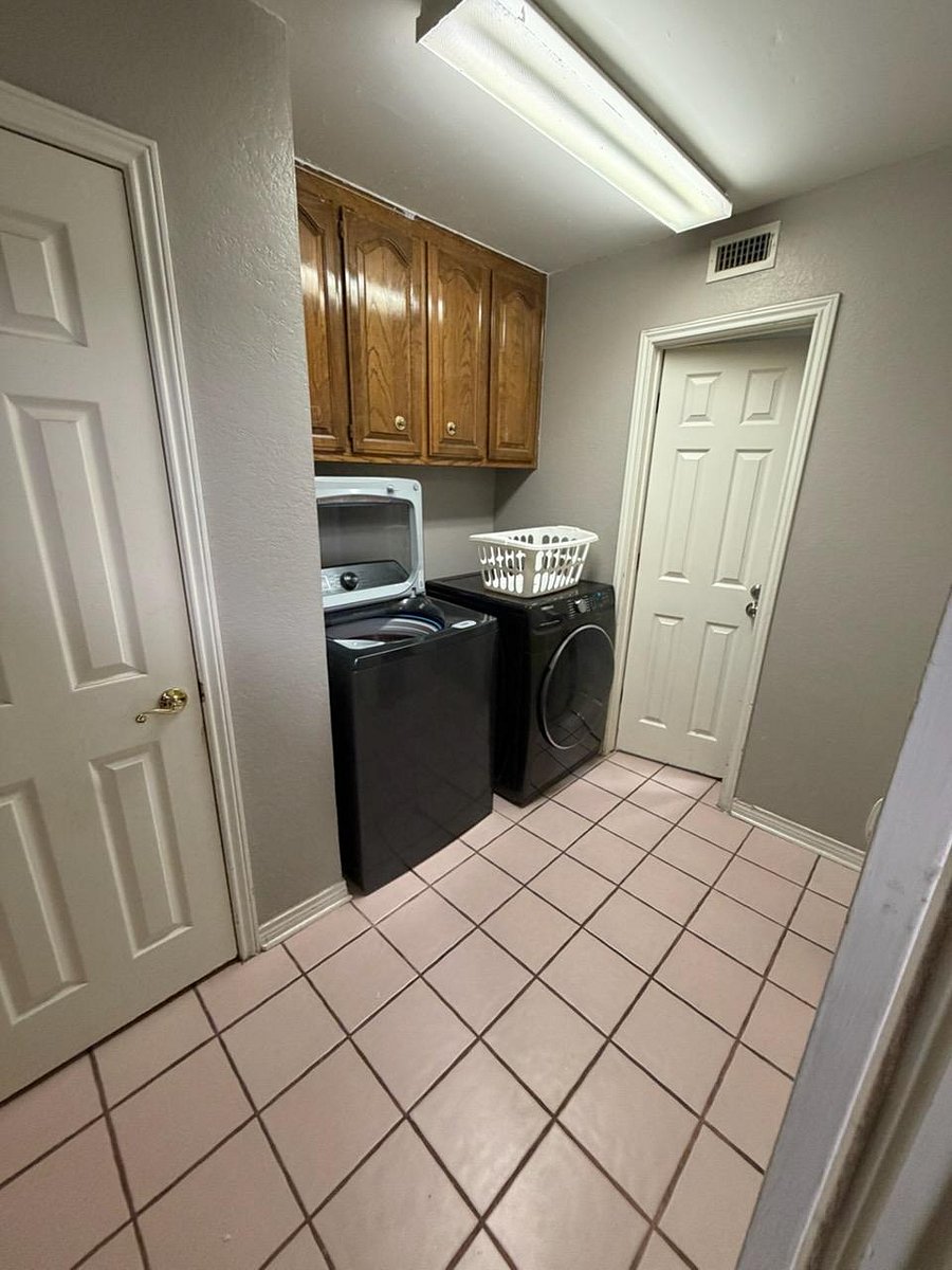 Furnished Finder property 1009031_1 photo 23