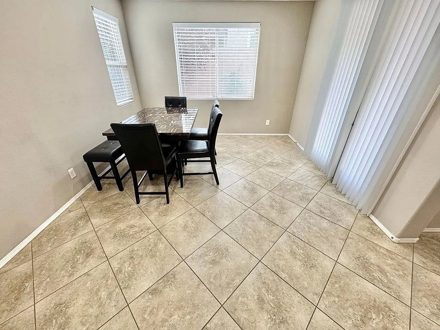 Furnished Finder property 1009043_1 photo 5