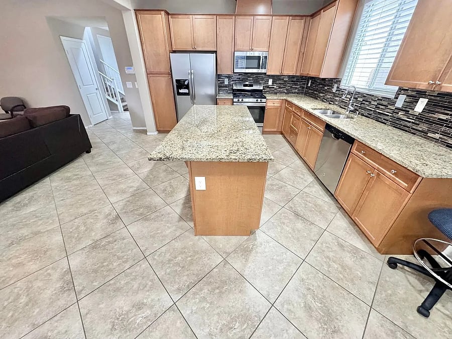 Furnished Finder property 1009043_1 photo 4