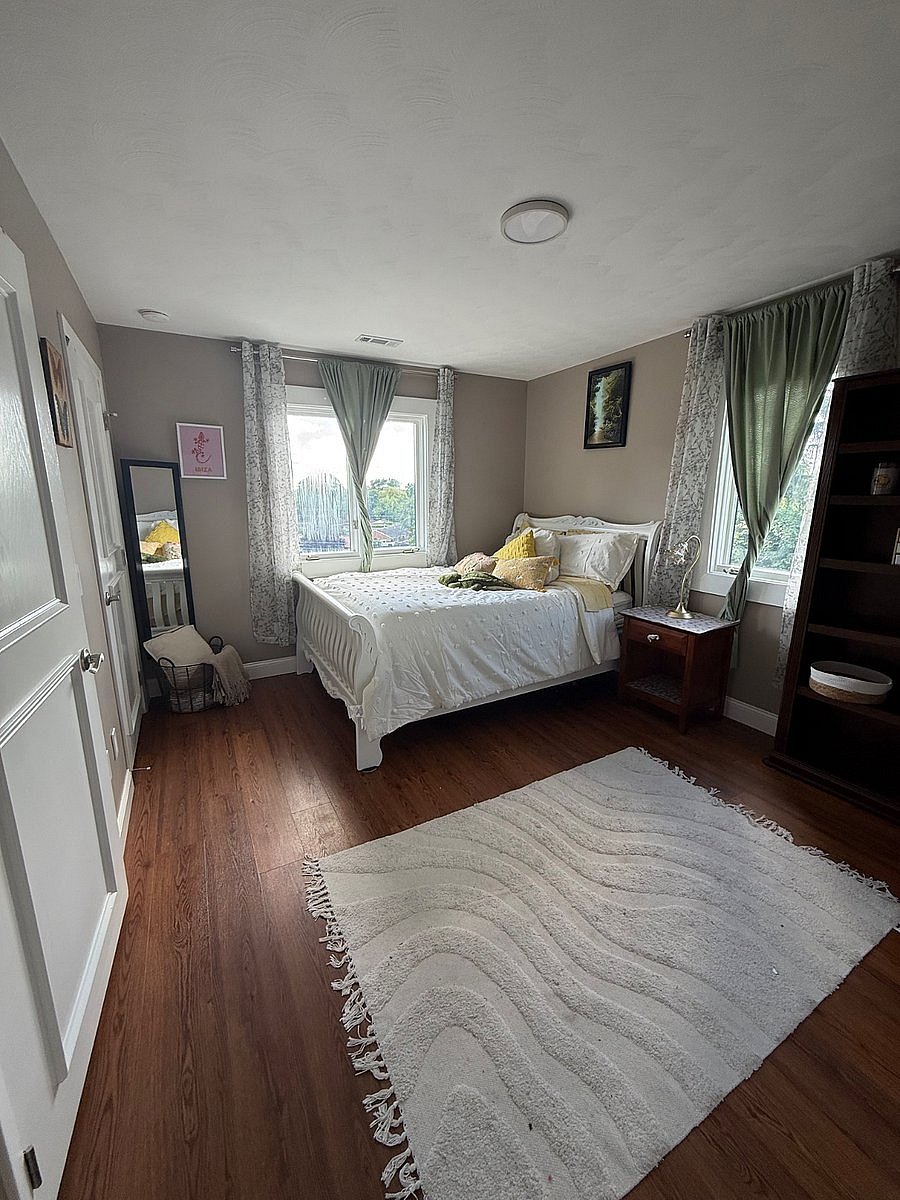 Furnished Finder property 1009053_4 photo 12