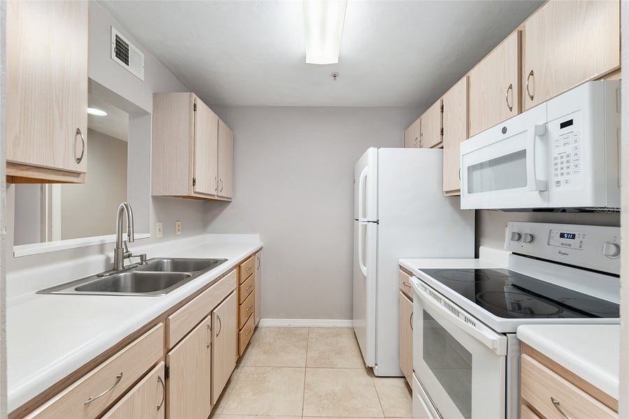 Furnished Finder property 1009055_1 photo 4