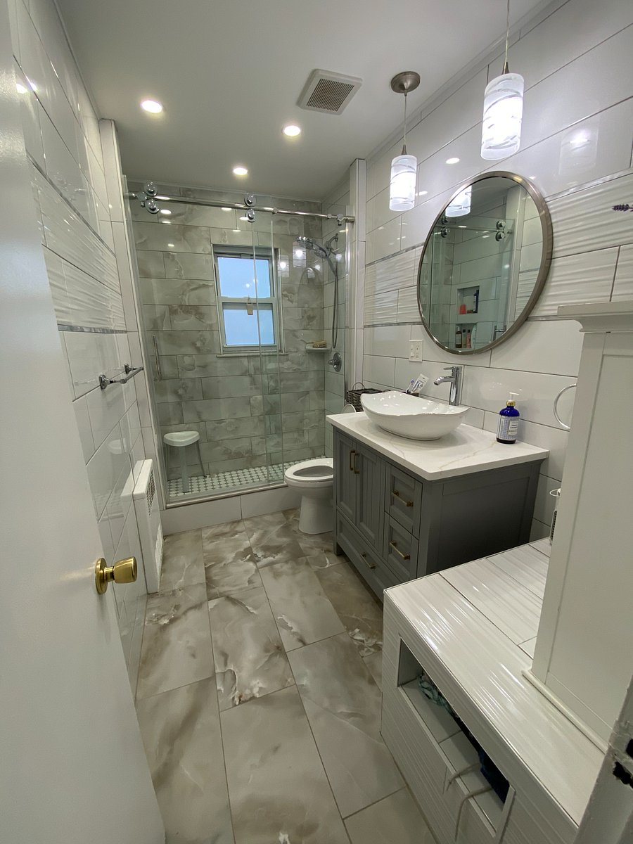 Full  bathroom walk in shower