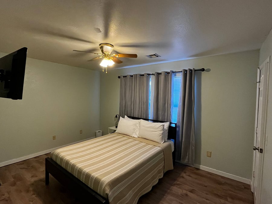Furnished Finder property 1009091_1 photo 4