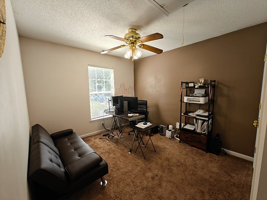 Bedroom 3/ Office room