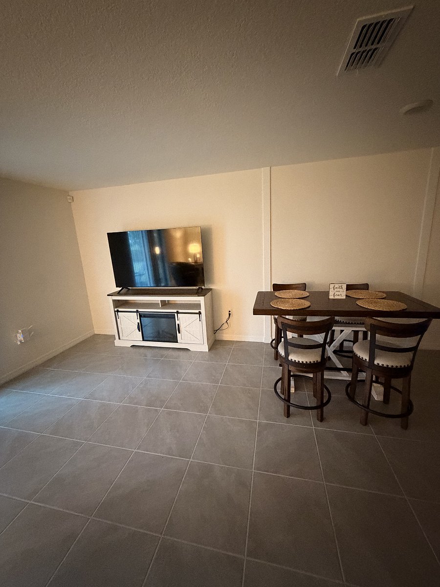 Furnished Finder property 1009159_1 photo 7