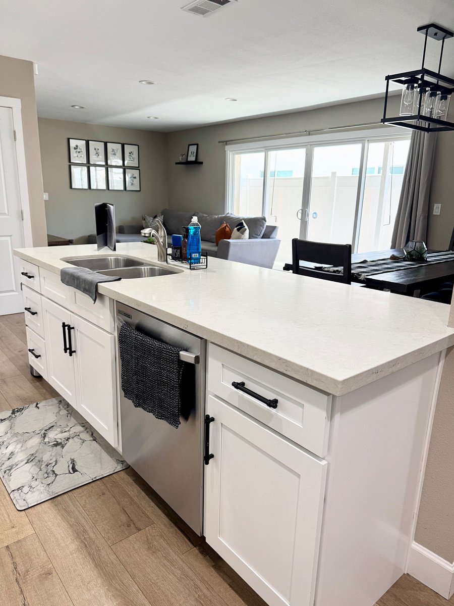 Furnished Finder property 1009166_1 photo 3