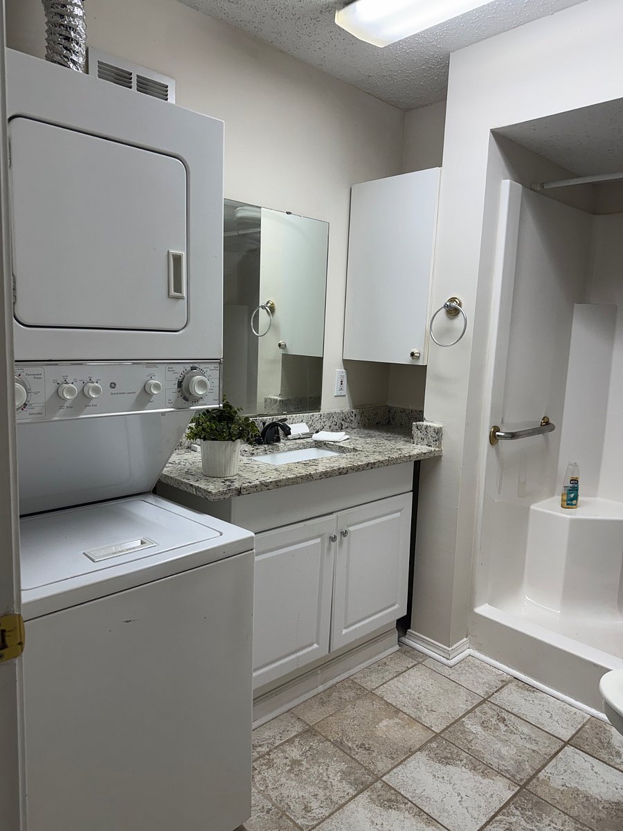 Furnished Finder property 1009167_1 photo 10