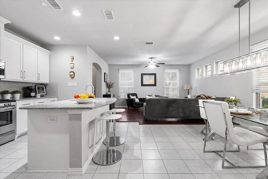 Furnished Finder property 1009179_1 photo 4