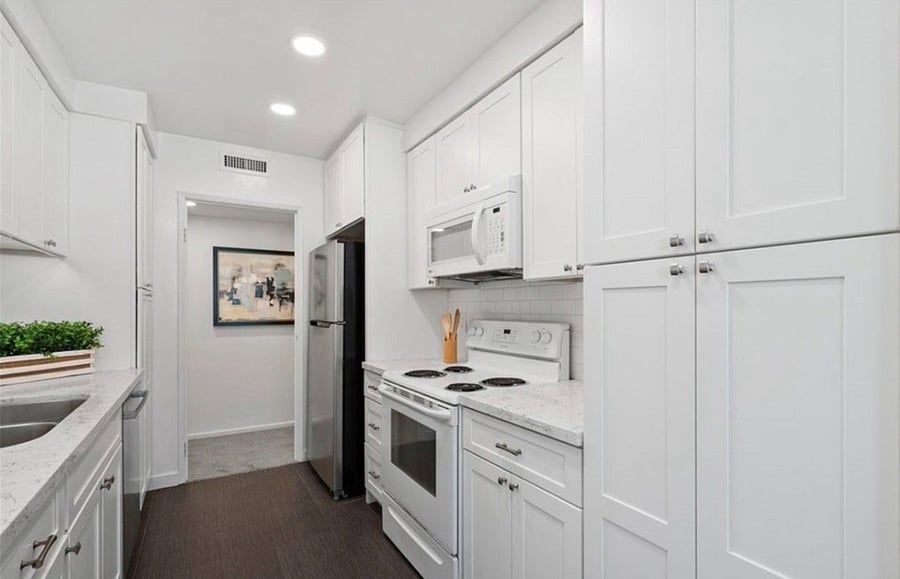 Furnished Finder property 1009184_1 photo 2