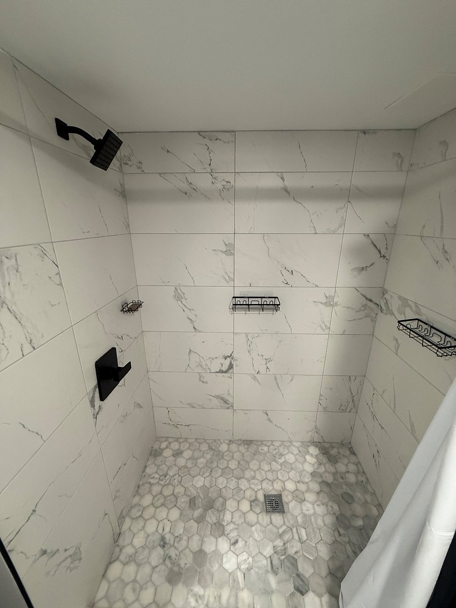 2nd Bathroom