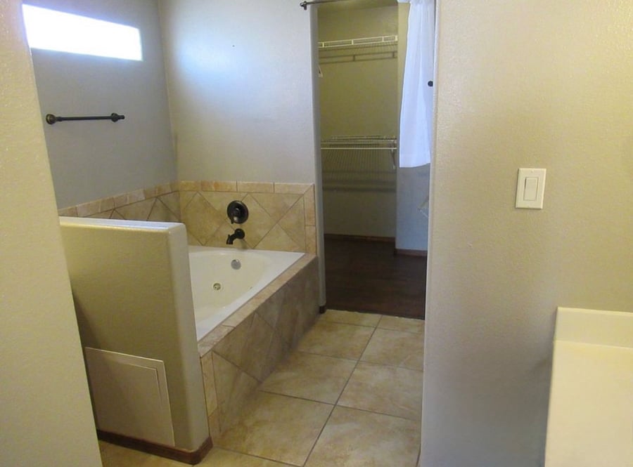 Furnished Finder property 1009238_1 photo 3
