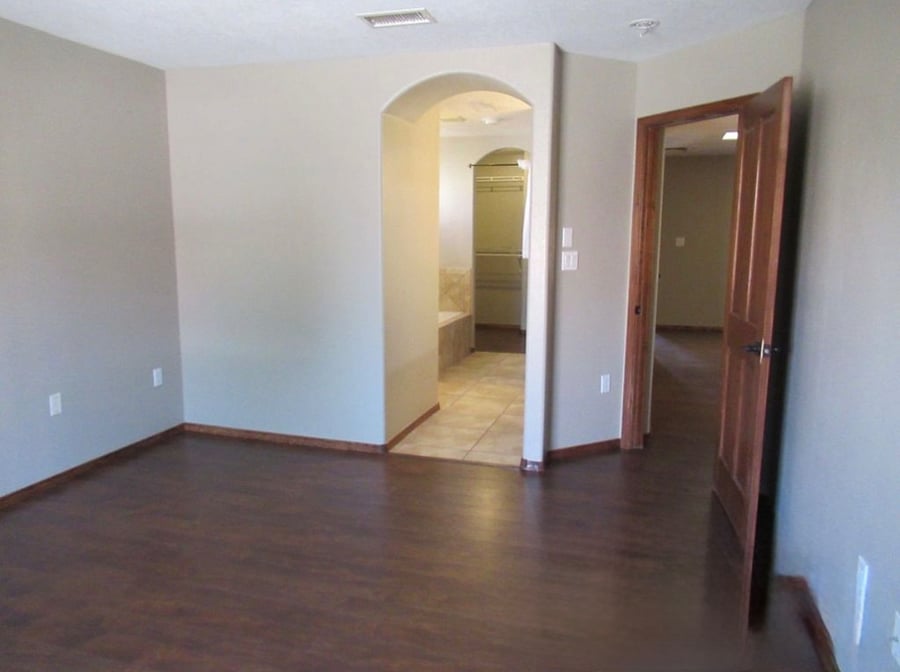 Furnished Finder property 1009238_1 photo 8