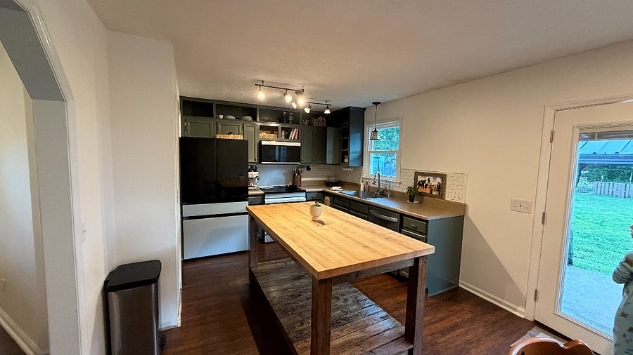 Furnished Finder property 1009240_1 photo 4