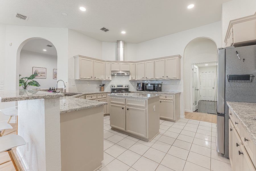 Furnished Finder property 1009258_1 photo 11