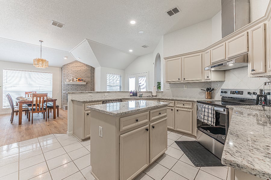 Furnished Finder property 1009258_1 photo 19