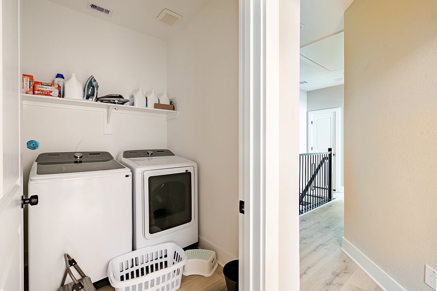 Furnished Finder property 1009260_1 photo 11