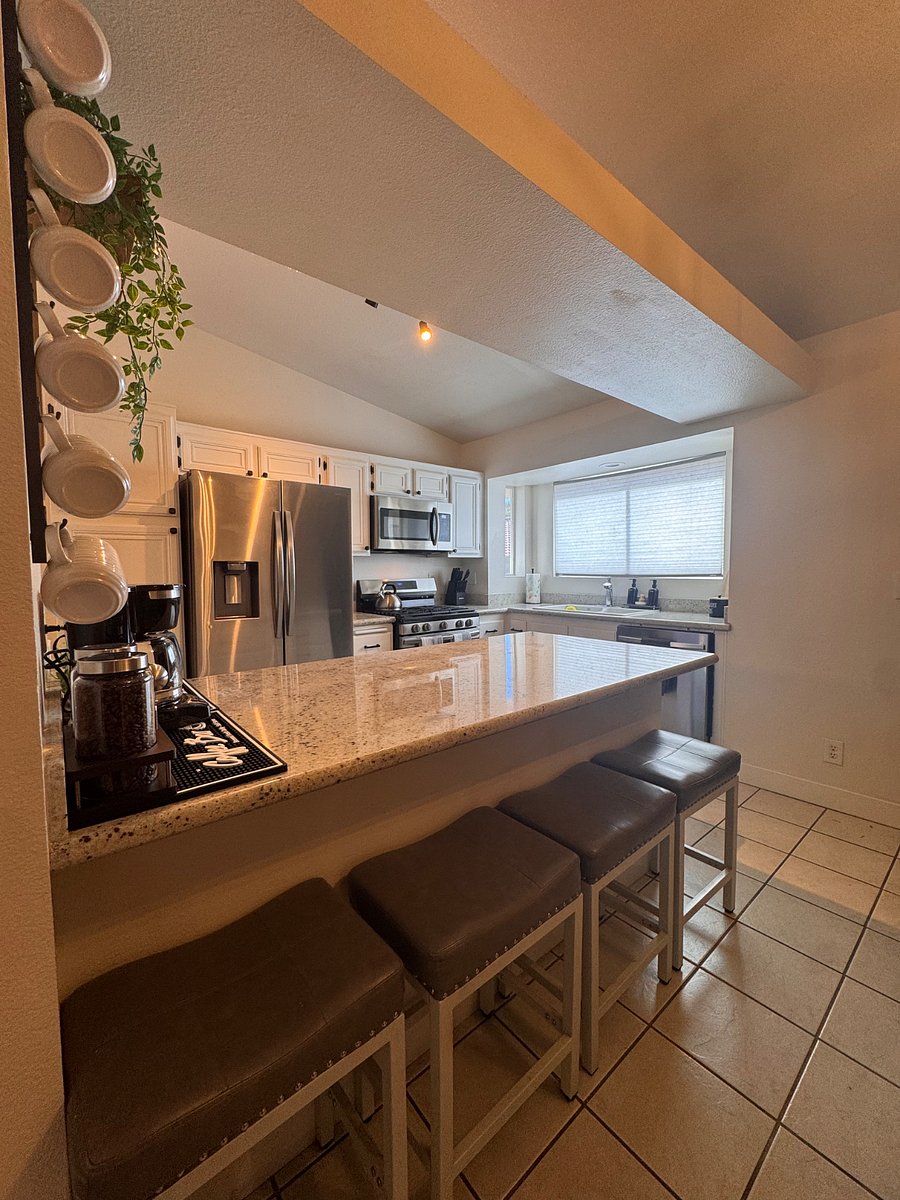 Furnished Finder property 1009262_1 photo 4