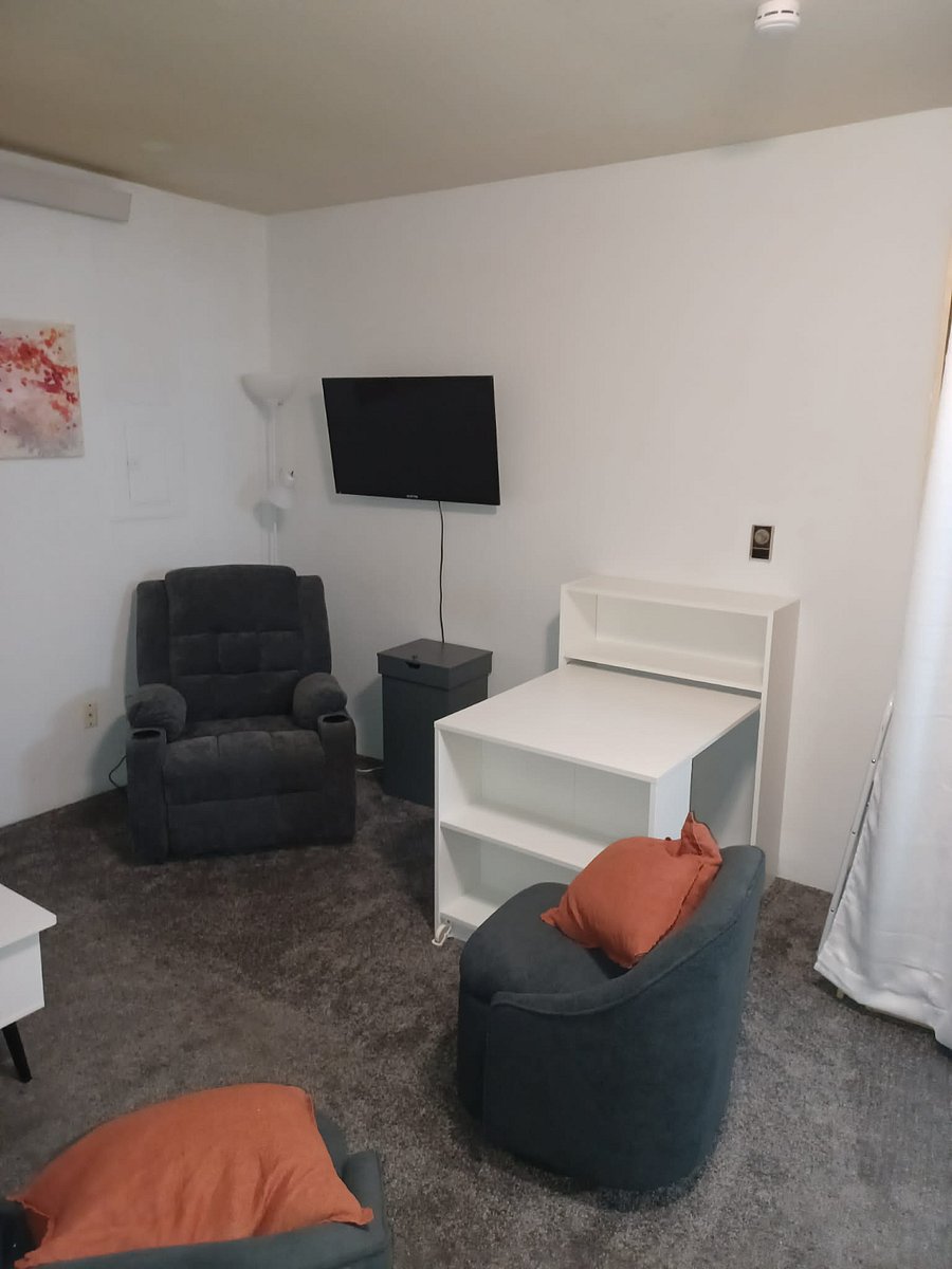 Furnished Finder property 1009268_1 photo 3