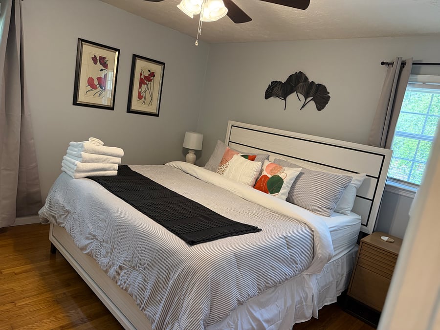 Furnished Finder property 1009269_1 photo 12